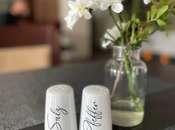 Schoenbrunn Hotel Отель